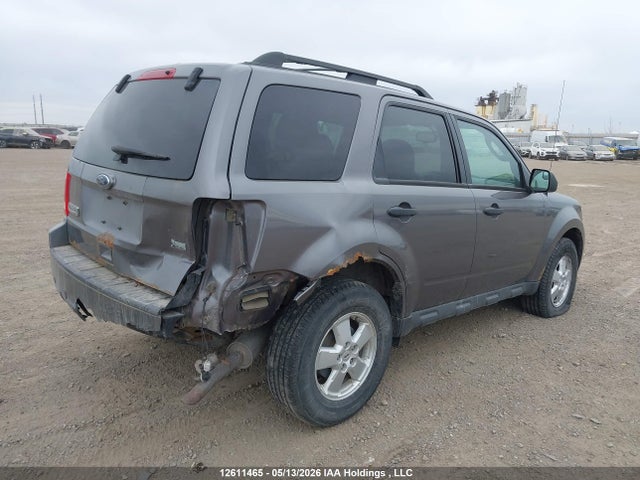 2010 Ford Escape Xlt მანქანა იყიდება აუქციონზე, vin: 1FMCU9DG9AKD23266, აუქციონის ნომერი: 12611465