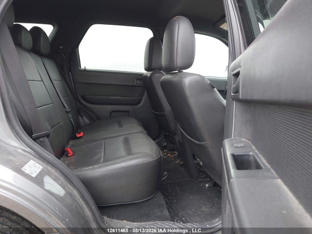 2010 Ford Escape Xlt მანქანა იყიდება აუქციონზე, vin: 1FMCU9DG9AKD23266, აუქციონის ნომერი: 12611465