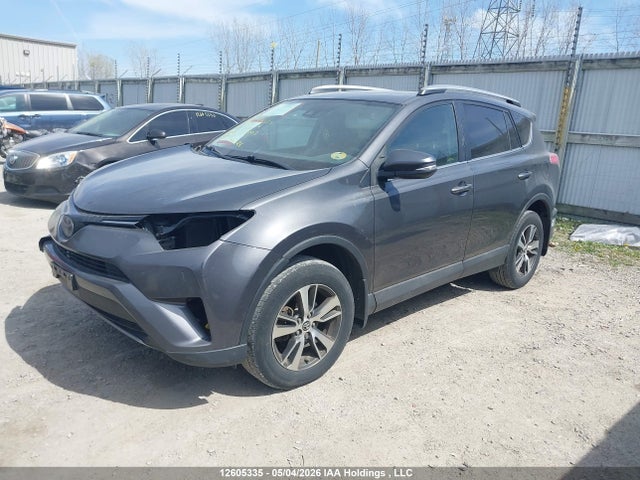2017 Toyota Rav4 Xle მანქანა იყიდება აუქციონზე, vin: 2T3RFREV6HW583065, აუქციონის ნომერი: 12605335