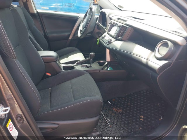 2017 Toyota Rav4 Xle მანქანა იყიდება აუქციონზე, vin: 2T3RFREV6HW583065, აუქციონის ნომერი: 12605335