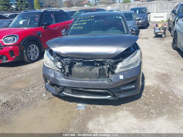 12611468 :رقم المزاد ، JHMCR6F75HC800179 vin ، 2017 Honda Accord Touring Hybrid مزاد بيع
