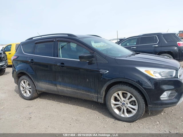 12611484 :رقم المزاد ، 1FMCU9GD0HUC68772 vin ، 2017 Ford Escape Se مزاد بيع