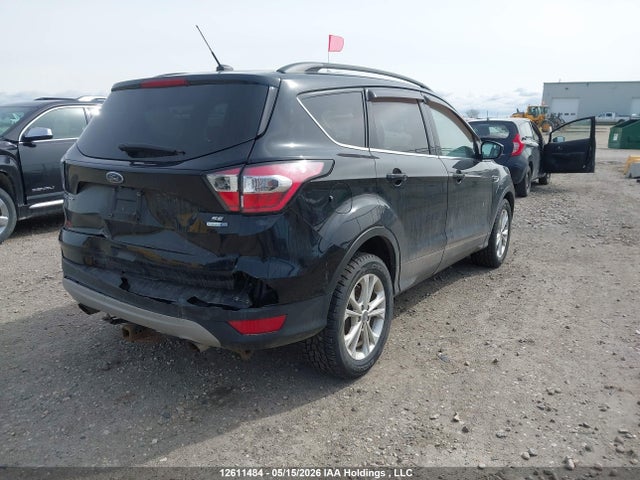 12611484 :رقم المزاد ، 1FMCU9GD0HUC68772 vin ، 2017 Ford Escape Se مزاد بيع