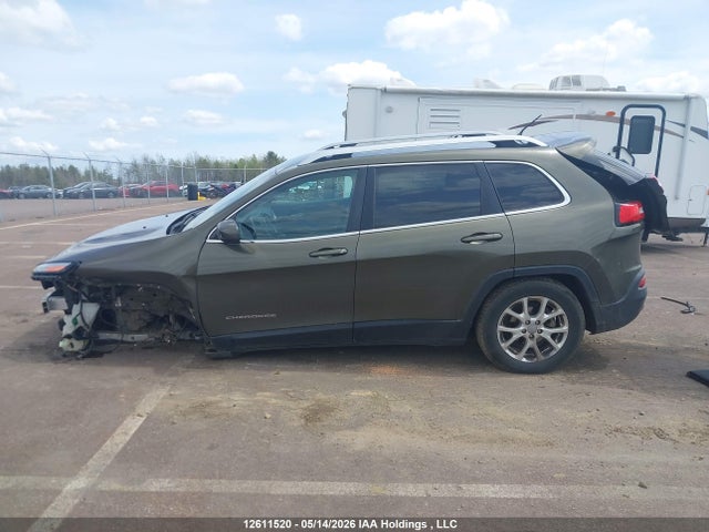 1C4PJLCB4FW560149 Jeep Cherokee North