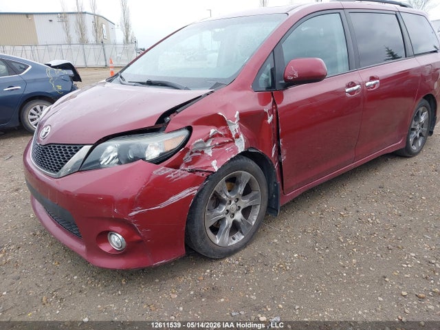 12611539 :رقم المزاد ، 5TDXK3DC7DS376244 vin ، 2013 Toyota Sienna Sport مزاد بيع