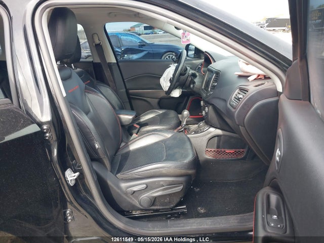 3C4NJDDBXHT688139 Jeep New Compass Trailhawk