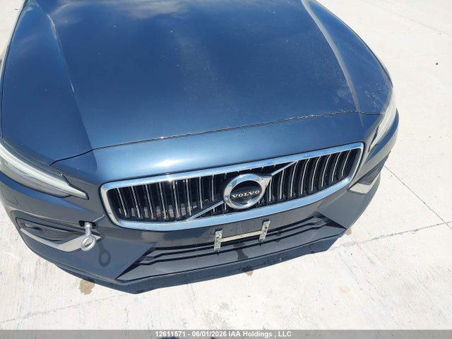 7JRA22TL5KG004895 Volvo S60 T6 Inscription