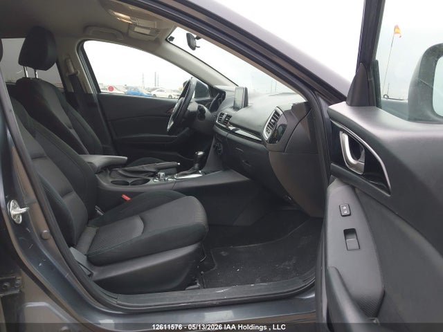 3MZBM1V70FM137404 Mazda Mazda3 Gs