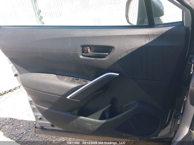 7MUCAABG0TV156122 Toyota Corolla Cross Le