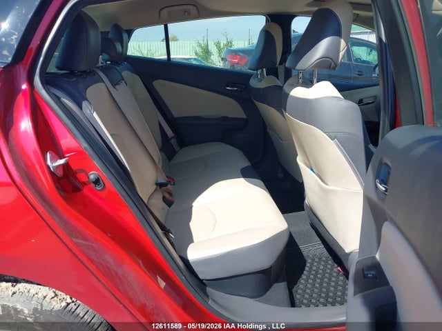 Toyota Prius Technology 2018 JTDKARFU0J3055777 Image 8