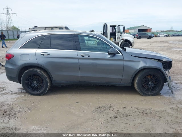 W1N0G8EB5NV353180 Mercedes-Benz Glc 300 4matic