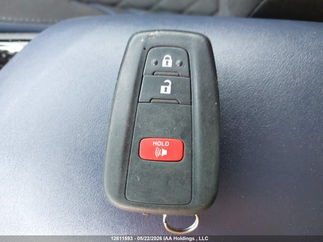 JTNKHMBX4N1129813 Toyota C-hr Xle Premium