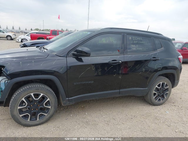 2020 Jeep Compass Upland მანქანა იყიდება აუქციონზე, vin: 3C4NJDAB8LT106892, აუქციონის ნომერი: 12611596
