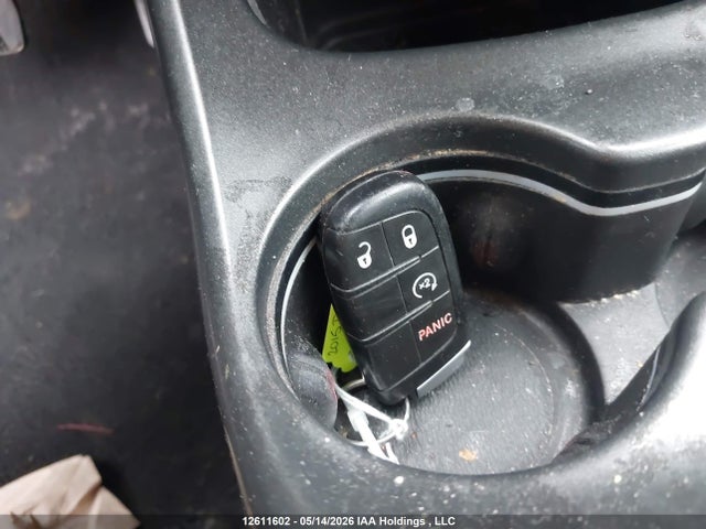 12611602 :رقم المزاد ، 3C4PDCCG9FT754183 vin ، 2015 Dodge Journey Sxt مزاد بيع