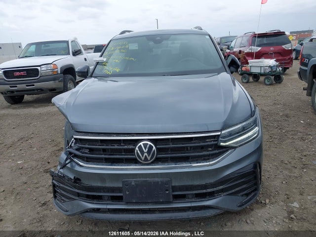 Aukcja sprzedaży 2023 Volkswagen Tiguan Comfortline R-line Black, vin: 3VV8B7AX9PM089836, numer aukcji: 12611605