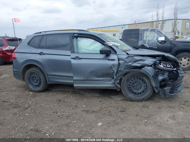 Aukcja sprzedaży 2023 Volkswagen Tiguan Comfortline R-line Black, vin: 3VV8B7AX9PM089836, numer aukcji: 12611605