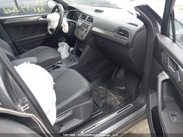 Aukcja sprzedaży 2023 Volkswagen Tiguan Comfortline R-line Black, vin: 3VV8B7AX9PM089836, numer aukcji: 12611605