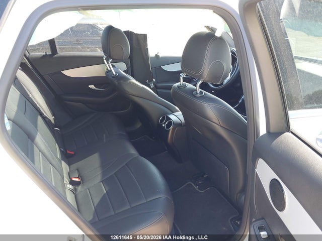12611645 :رقم المزاد ، W1N0G8EB5NV374790 vin ، 2022 Mercedes-benz Glc 300 4matic مزاد بيع