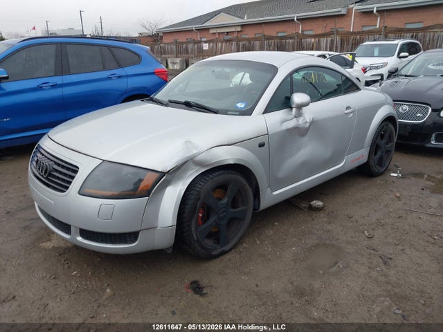 2000 Audi Tt მანქანა იყიდება აუქციონზე, vin: TRUTC28N2Y1001176, აუქციონის ნომერი: 12611647