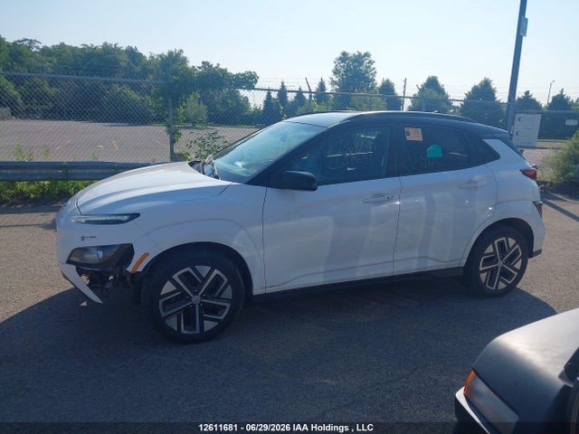 12611681 :رقم المزاد ، KM8K23AGXNU144196 vin ، 2022 Hyundai Kona Electric Preferred With Two-tone Roof مزاد بيع