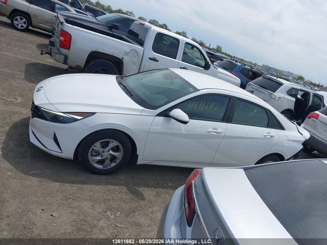 KMHLM4AG1PU557082 Hyundai Elantra