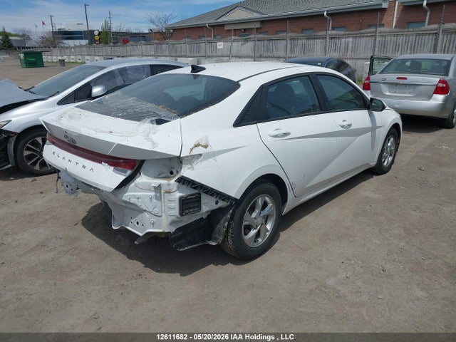 KMHLM4AG1PU557082 Hyundai Elantra