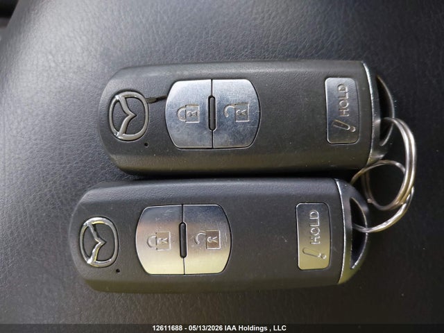 JM1BM1M31E1180551 Mazda 3 Grand Touring