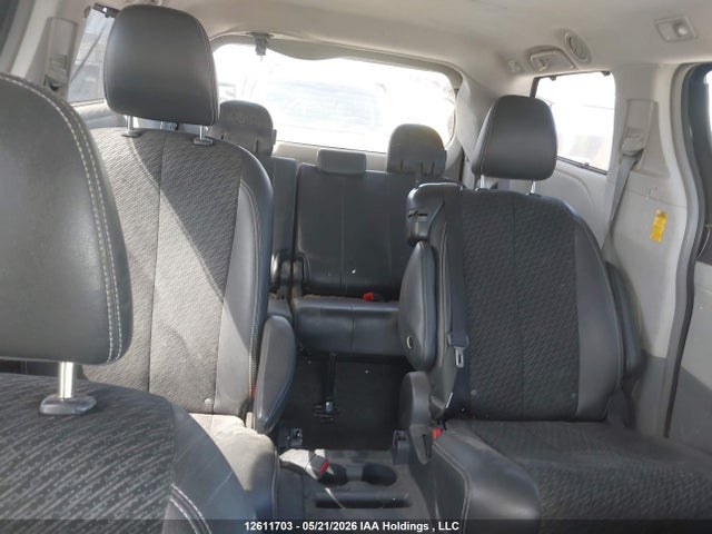 2014 Toyota Sienna მანქანა იყიდება აუქციონზე, vin: 5TDXK3DC6ES520545, აუქციონის ნომერი: 12611703
