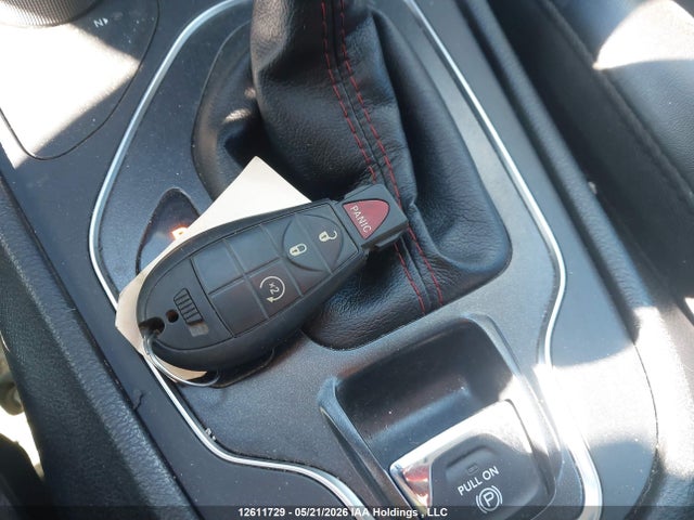 12611729 :رقم المزاد ، 1C4PJMBX5KD475619 vin ، 2019 Jeep Cherokee Trailhawk مزاد بيع