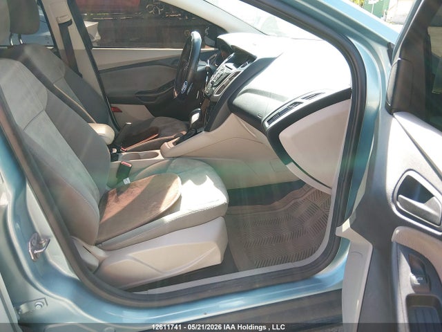 12611741 :رقم المزاد ، 1FAHP3F25CL344957 vin ، 2012 Ford Focus Se مزاد بيع