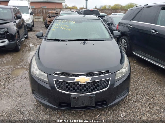 1G1PC5SB1E7438244 Chevrolet Cruze
