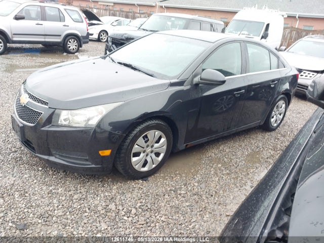 1G1PC5SB1E7438244 Chevrolet Cruze