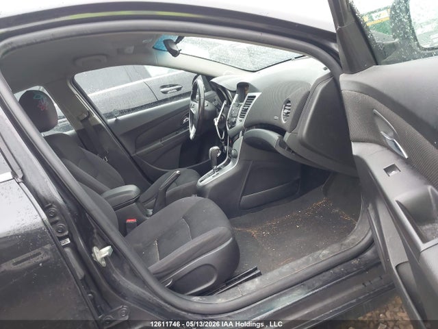 1G1PC5SB1E7438244 Chevrolet Cruze