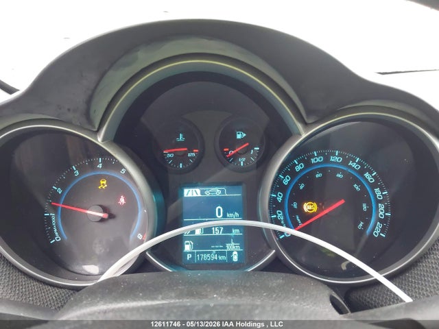1G1PC5SB1E7438244 Chevrolet Cruze