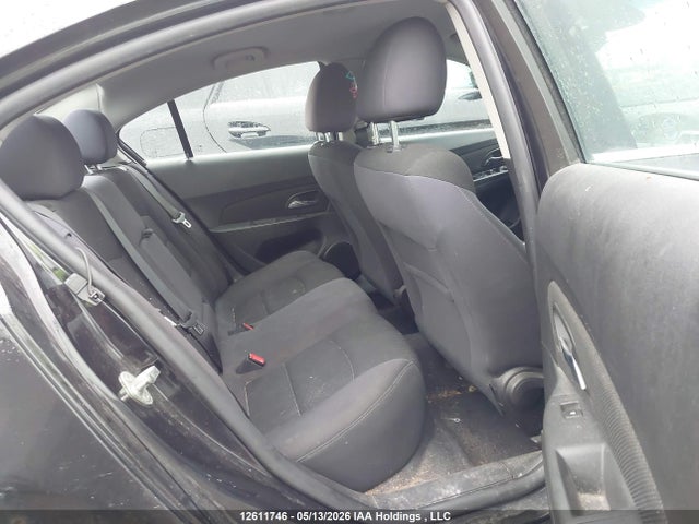 1G1PC5SB1E7438244 Chevrolet Cruze