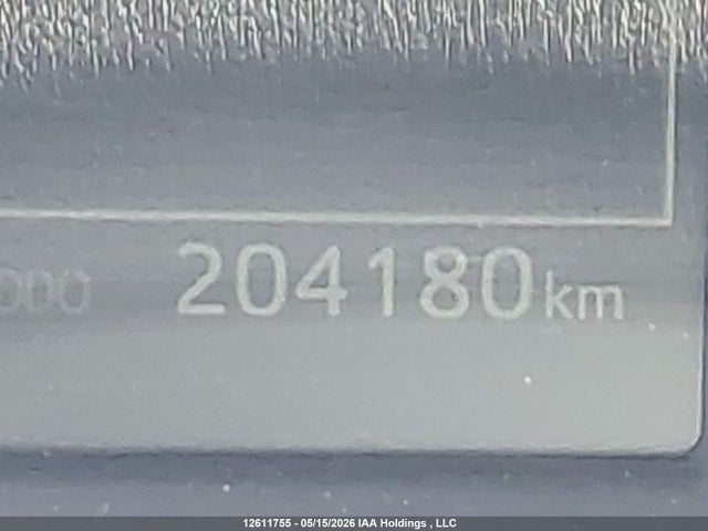 2T3ZFREV6HW383044 Toyota RAV4 LE