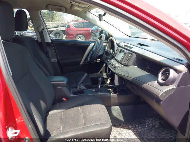 2T3ZFREV6HW383044 Toyota RAV4 LE