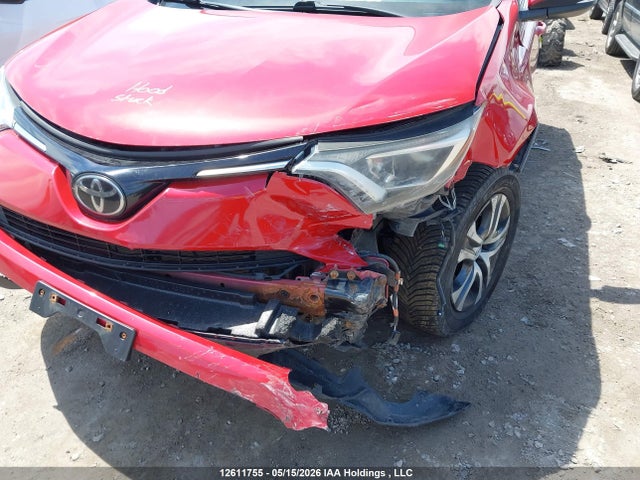 2T3ZFREV6HW383044 Toyota RAV4 LE