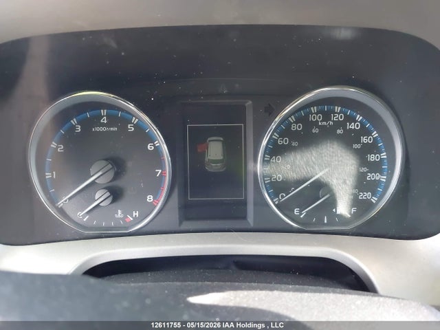 2T3ZFREV6HW383044 Toyota RAV4 LE