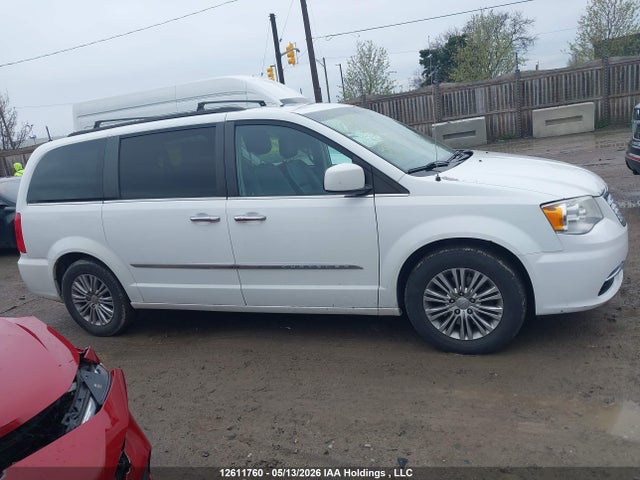 12611760 :رقم المزاد ، 2C4RC1CG9GR263844 vin ، 2016 Chrysler Town & Country Touring L مزاد بيع