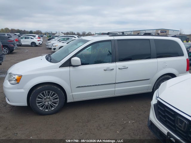 12611760 :رقم المزاد ، 2C4RC1CG9GR263844 vin ، 2016 Chrysler Town & Country Touring L مزاد بيع