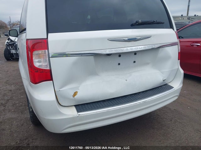 12611760 :رقم المزاد ، 2C4RC1CG9GR263844 vin ، 2016 Chrysler Town & Country Touring L مزاد بيع