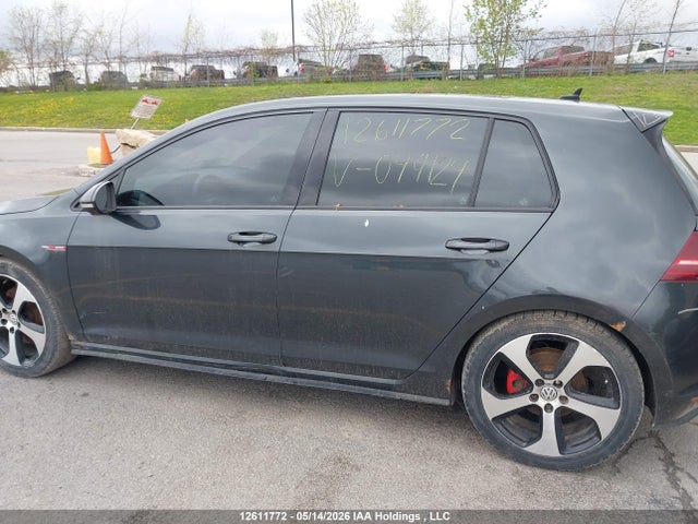 3VW5T7AU3GM049124 Volkswagen Golf GTI