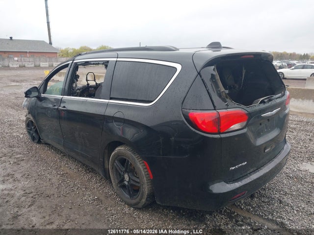 Продажа на аукционе авто 2017 Chrysler Pacifica Lx, vin: 2C4RC1CG5HR744000, номер лота: 12611776