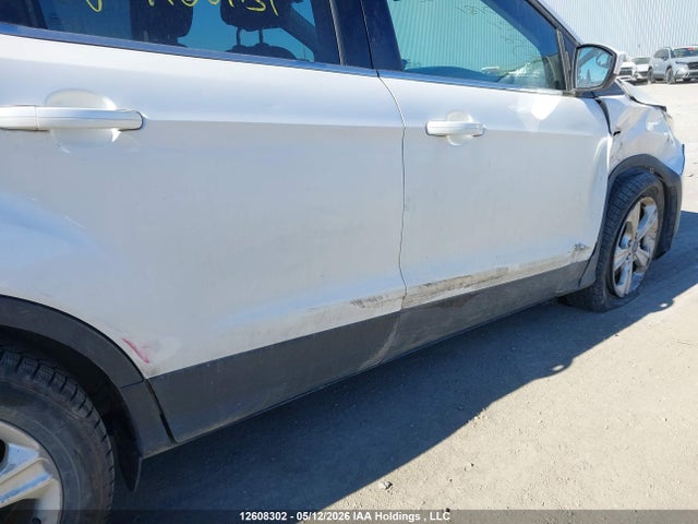 Продажа на аукционе авто 2015 Ford Escape Se, vin: 1FMCU9G97FUA00181, номер лота: 12608302