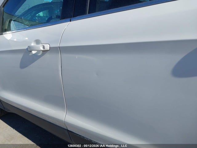 Продажа на аукционе авто 2015 Ford Escape Se, vin: 1FMCU9G97FUA00181, номер лота: 12608302