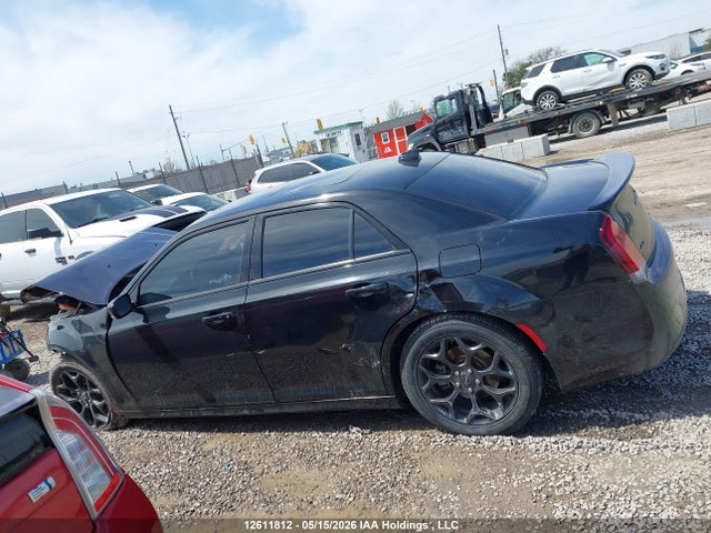 2C3CCAGG6PH590163 Chrysler 300 S Awd