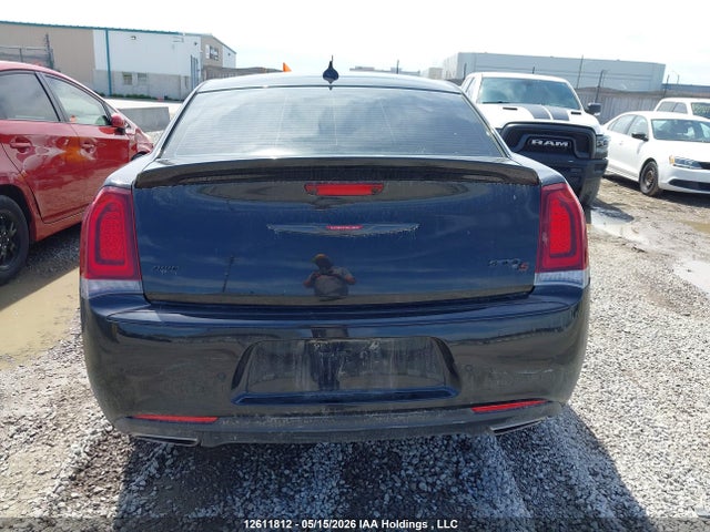2C3CCAGG6PH590163 Chrysler 300 S Awd