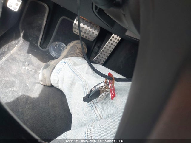 12611821 :رقم المزاد ، WDDKJ5GB8BF113887 vin ، 2011 Mercedes-benz E 350 مزاد بيع