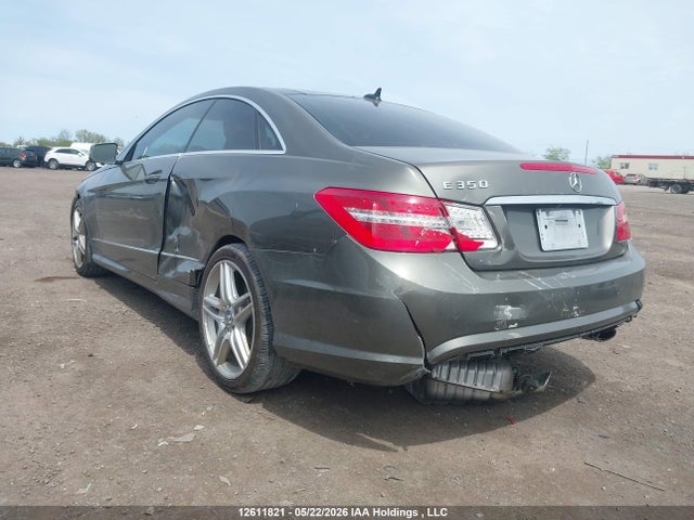 12611821 :رقم المزاد ، WDDKJ5GB8BF113887 vin ، 2011 Mercedes-benz E 350 مزاد بيع